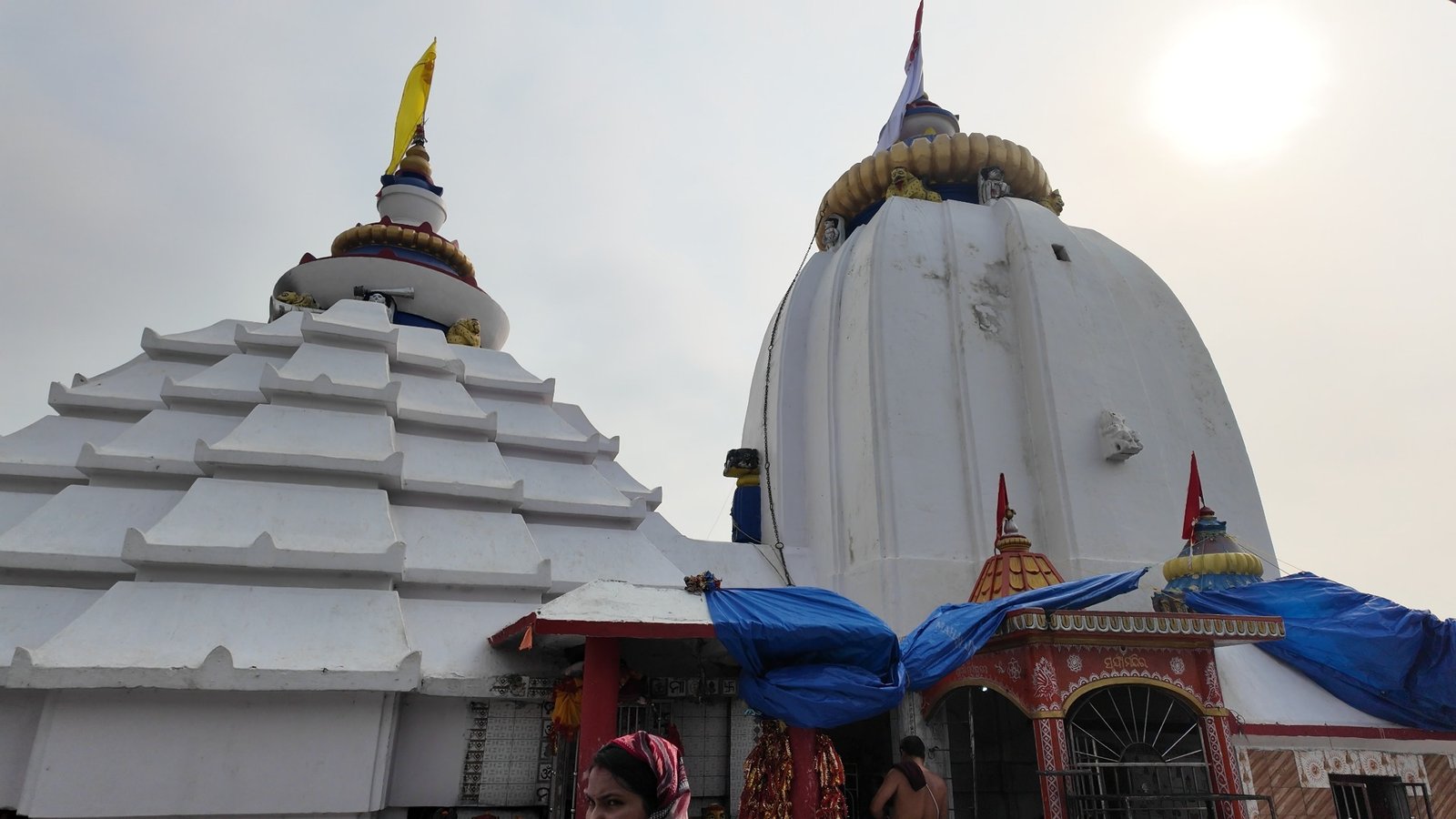 Baba Dhabaleswar Temple on the Mahanadi island, Cuttack, Odisha
